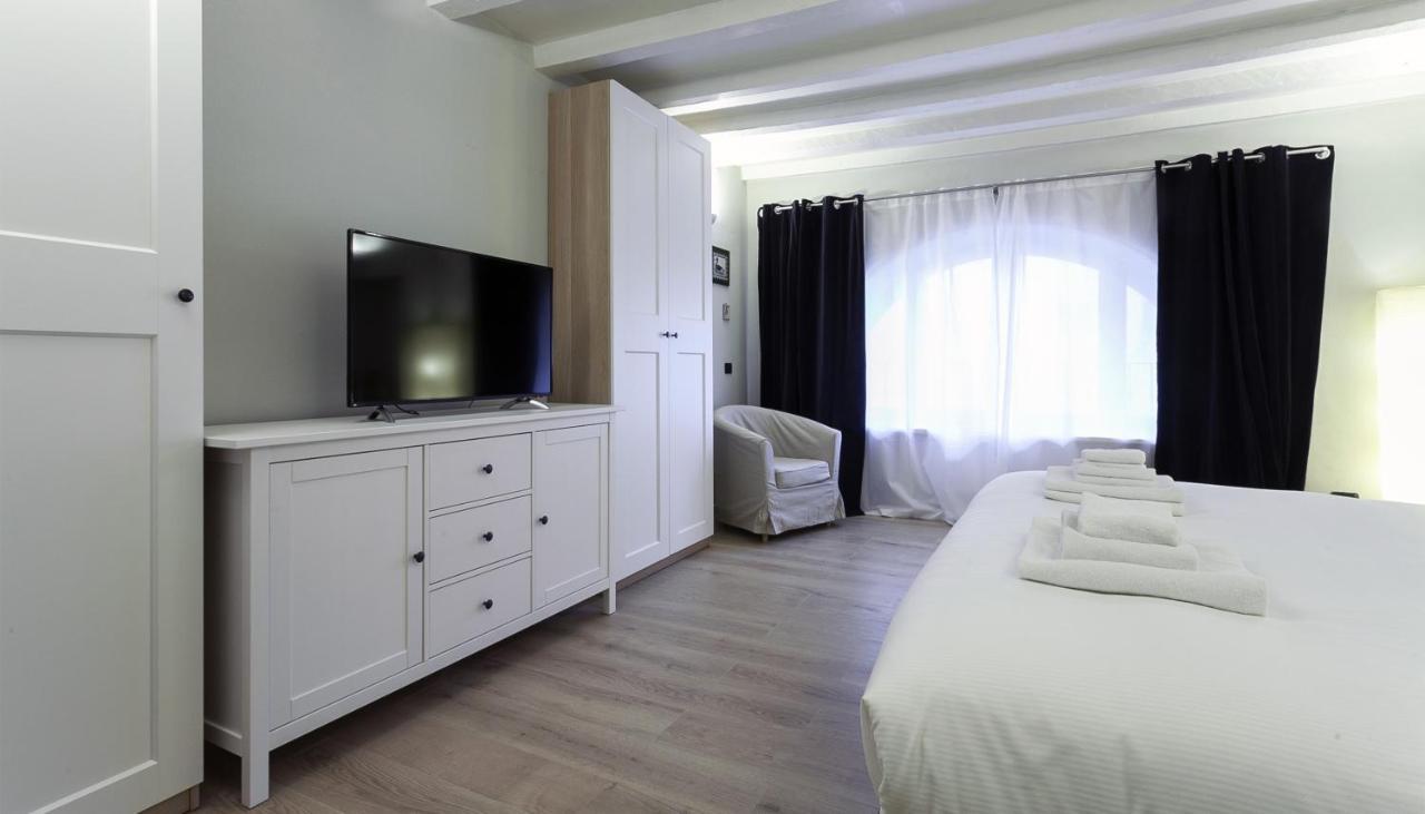 Italianway - Rosales 1 Studio Apartment Milan Luaran gambar